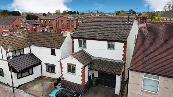 3 Bedroom Detached House For Sale In Moorfield Place, Shepshed, Loughborough, LE12