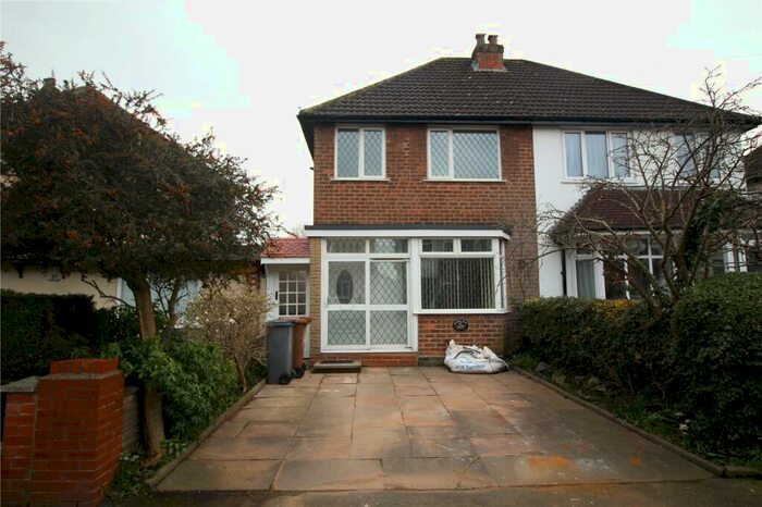 3 Bedroom Semi-Detached House To Rent In Conway Road, Shirley, Solihull, B90