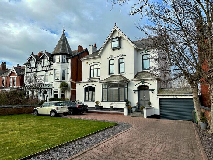 7 Bedroom Detached House To Rent In Westbourne Road, Southport, Merseyside., PR8