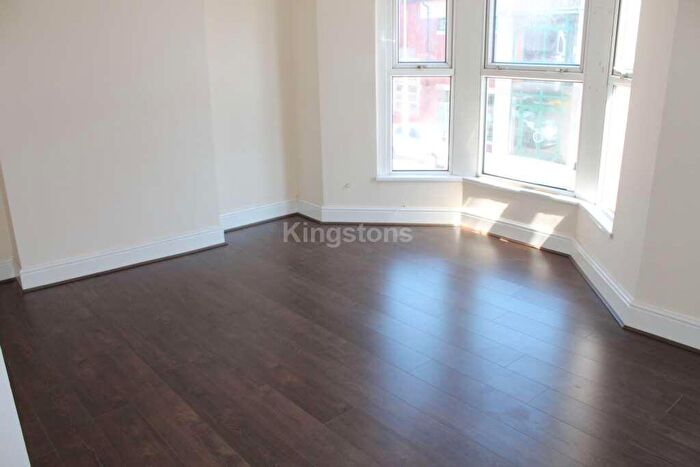 2 Bedroom Apartment To Rent In Monthermer Road, Cathays, CF24