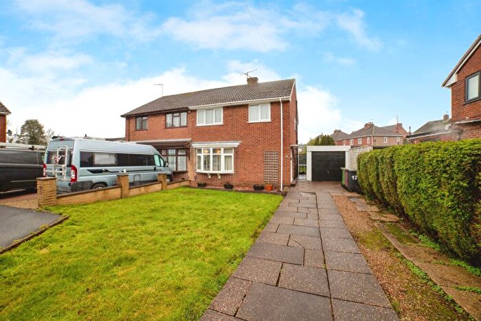 3 Bedroom Semi-Detached House For Sale In North Close, South Normanton, Alfreton, DE55