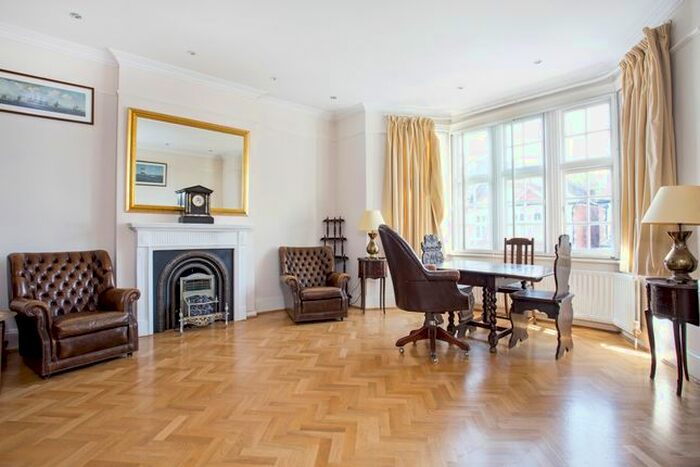 2 Bedroom Flat To Rent In Addison Grove, London, W4