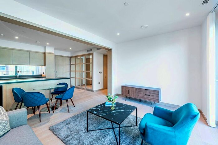 1 Bedroom Flat To Rent In Legacy Gardens, Nine Elms, London, SW11