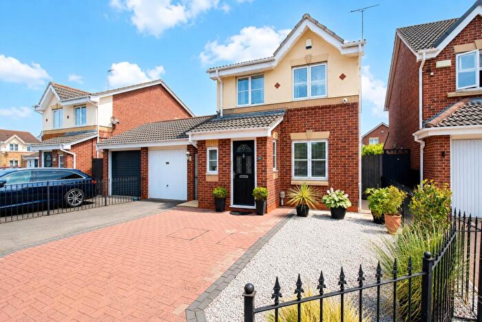 3 Bedroom Detached House For Sale In Farthing Drive, Hull, HU7