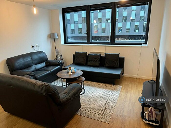 1 Bedroom Flat To Rent In Mann Island, Liverpool, L3