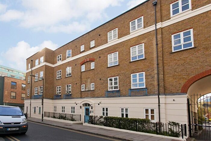 2 Bedroom Apartment To Rent In St Matthews Row, Shoreditch, E2