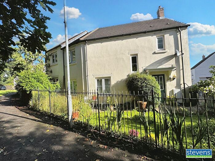 3 Bedroom Semi-Detached House For Sale In Oldham Road, Hatherleigh, Okehampton, Devon, EX20