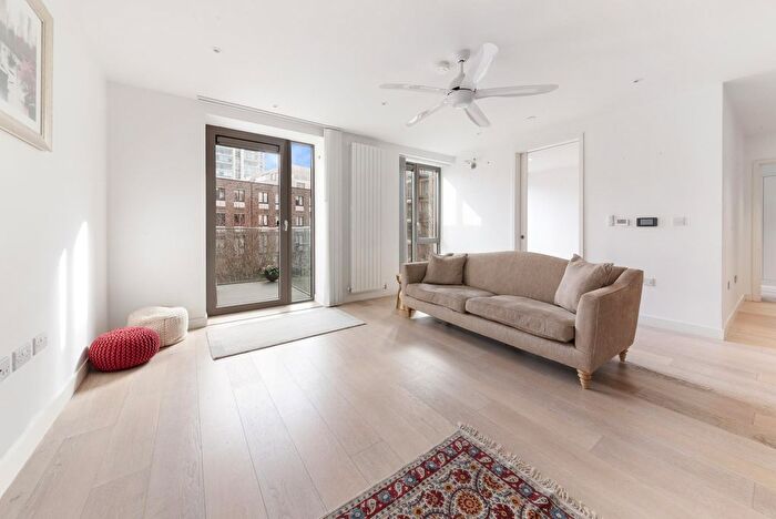 2 Bedroom Flat To Rent In Kelson House, Royal Wharf, London, E16