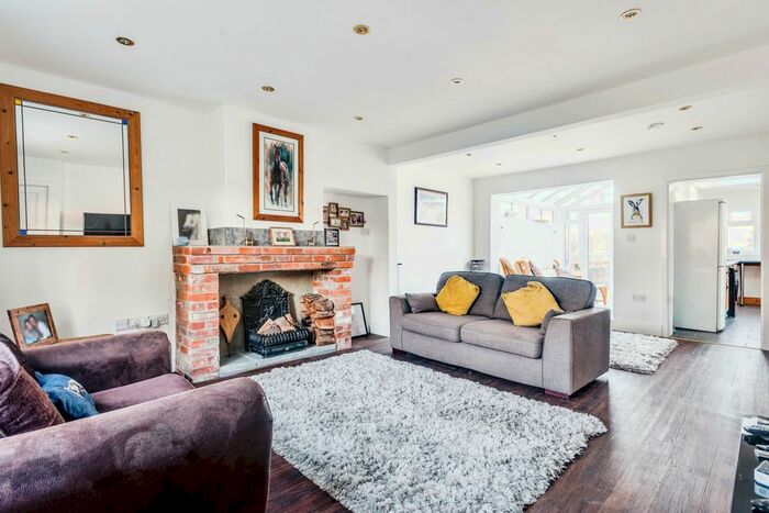 4 Bedroom Semi-Detached House For Sale In Honey Hill, Lambourn, Hungerford, RG17