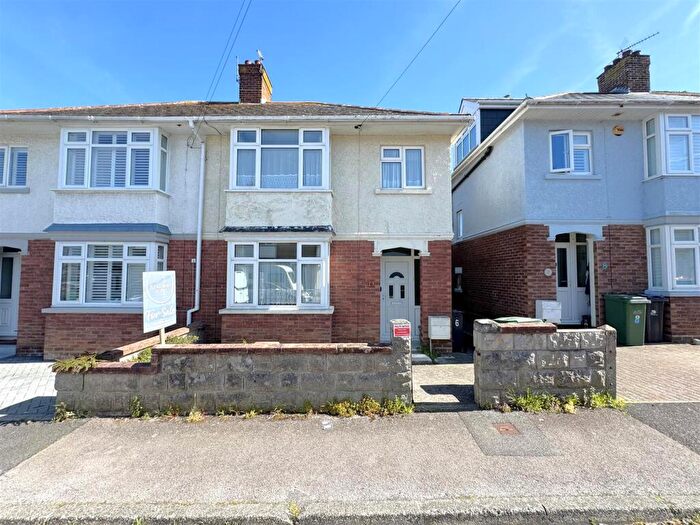 3 Bedroom Semi-Detached House For Sale In Lyndale Road, Wyke Regis, DT4