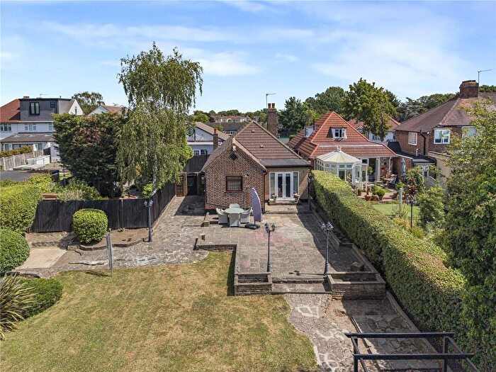 2 Bedroom Bungalow For Sale In Days Lane, Sidcup, DA15