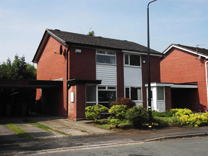 2 Bedroom Semi-Detached House To Rent In Lingmell Close, Manchester, M41