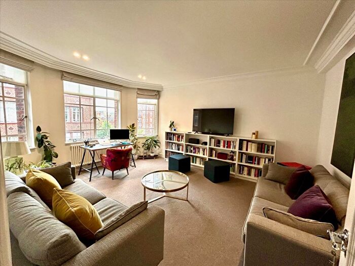 1 Bedroom Flat To Rent In Oakwood Court, London, W14