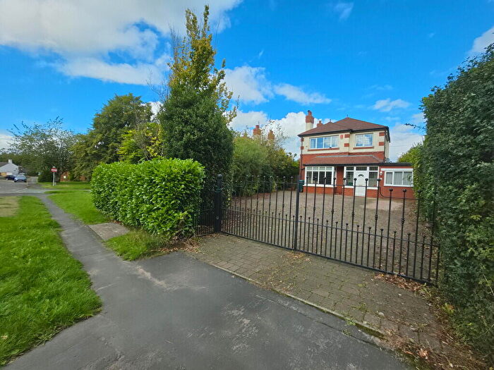 3 Bedroom Detached House For Sale In Liverpool Road West, Church Lawton, ST7