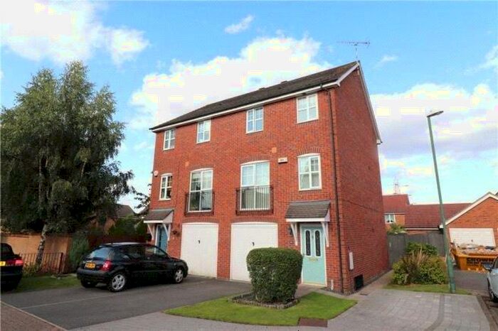 3 Bedroom Semi-Detached House To Rent In Stradey Close, Binley, Coventry, West Midlands, CV3