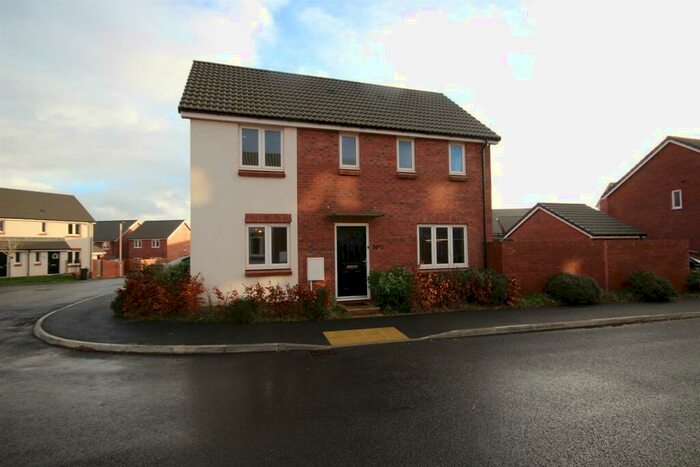 3 Bedroom Detached House To Rent In Home Close, Cranbrook, EX5