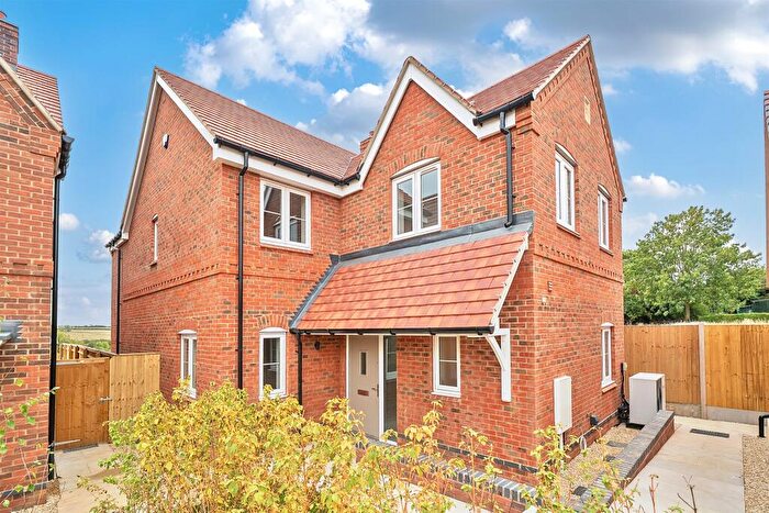 4 Bedroom Detached House For Sale In Main Street, Charndon, Bicester, OX27