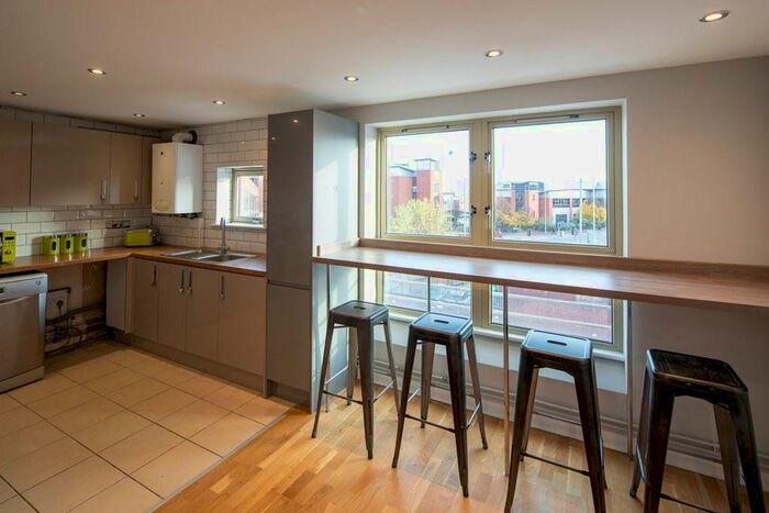 6 Bedroom Apartment To Rent In Varsity House, The Lace Market, NG1