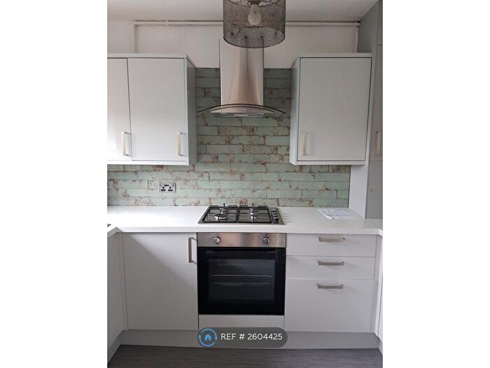 2 Bedroom Flat To Rent In Watling Street Road, Fulwood, Preston, PR2