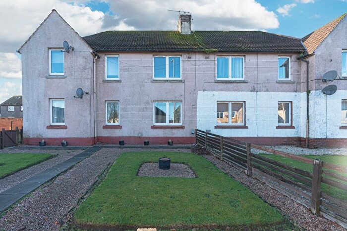 3 Bedroom Flat For Sale In Bridge Street, Cowdenbeath, KY4