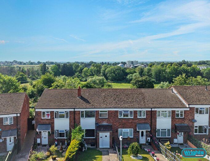 3 Bedroom Terraced House For Sale In Francis Street, Trowbridge, BA14
