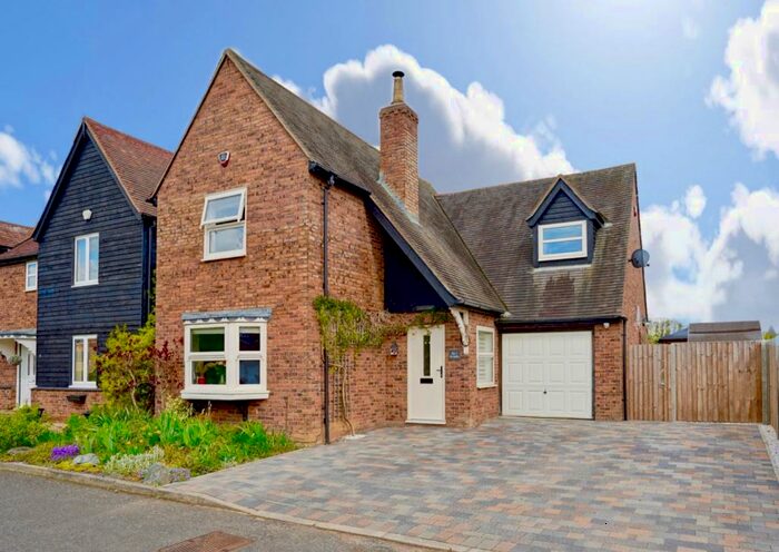 4 Bedroom Detached House For Sale In Bird Lane, Hail Weston, St. Neots, Cambridgeshire, PE19
