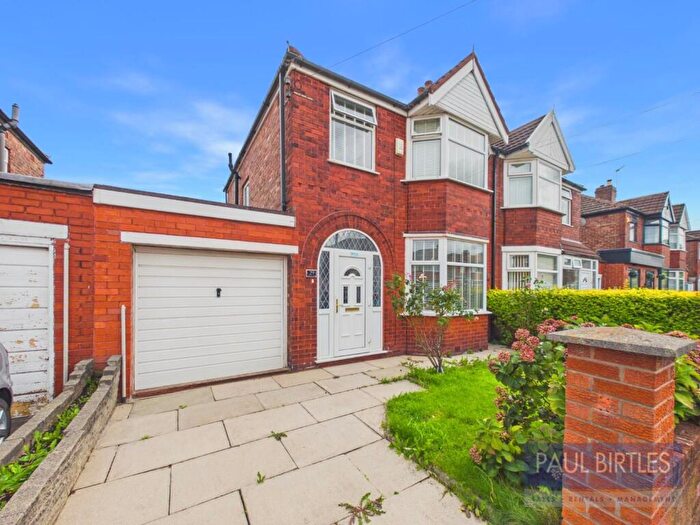 3 Bedroom Semi-Detached House For Sale In Barkway Road, Stretford, Manchester, M32