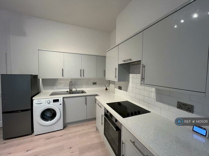 1 Bedroom Flat To Rent In Queens Road Peckham, London, SE15