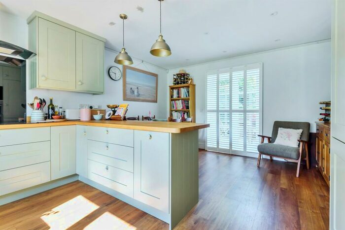 4 Bedroom Semi-Detached House To Rent In Rosemarys Courtyard, Lamberts Lane, Midhurst, GU29