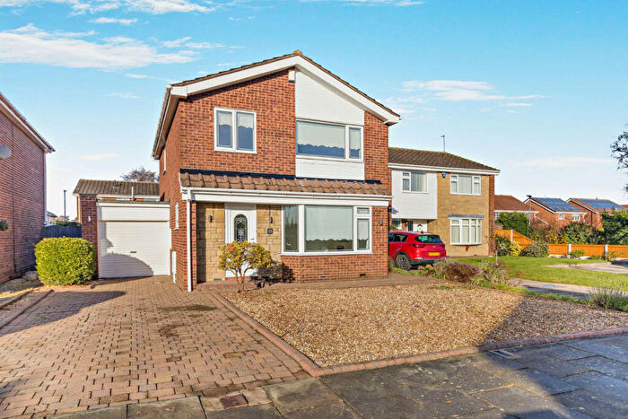 3 Bedroom Detached House For Sale In Harcourt Close, Doncaster, DN4