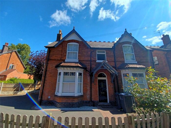 4 Bedroom Detached House To Rent In Lichfield Road, Sutton Coldfield, B74