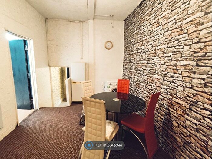 1 Bedroom Flat To Rent In Cowbridge Road East, Canton, CF5