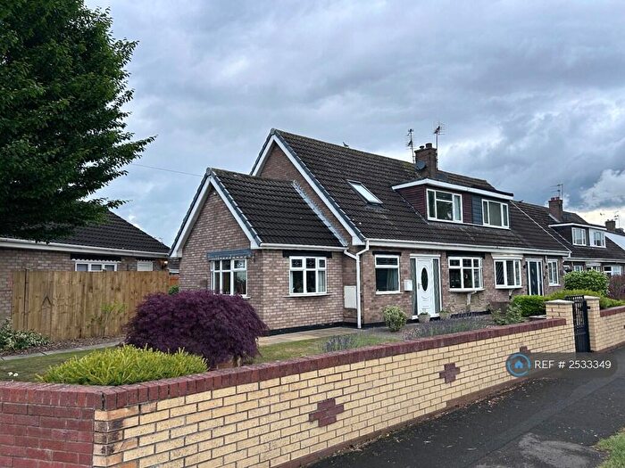 2 Bedroom Semi-Detached House To Rent In Greenfield Close, Armthorpe, Doncaster, DN3