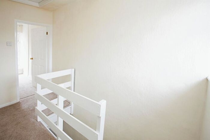 3 Bedroom Terraced House For Sale In Treharne Street, Pentre, CF41
