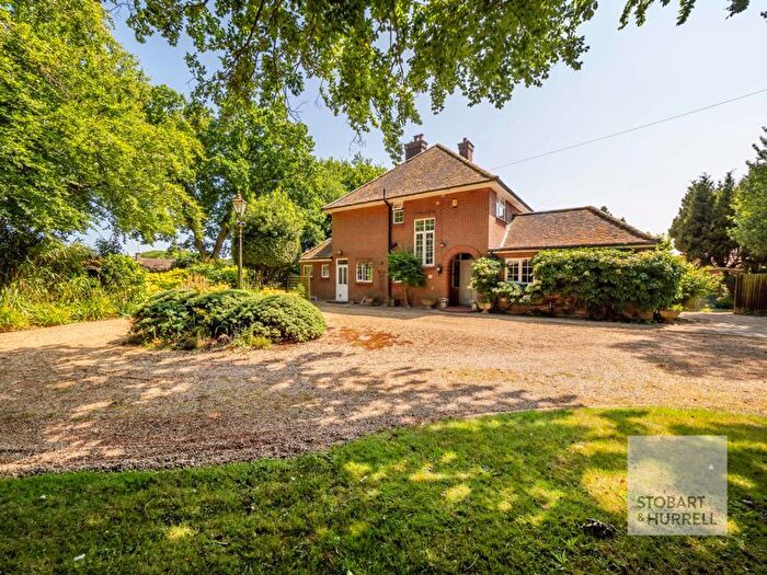 4 Bedroom Detached House For Sale In Happisburgh Road, North Walsham, Norfolk, NR28