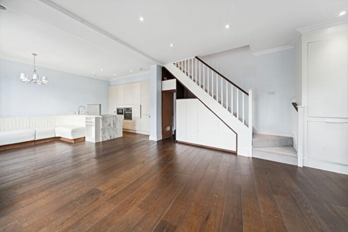 2 Bedroom Detached House To Rent In Montgomery Road, London, W4