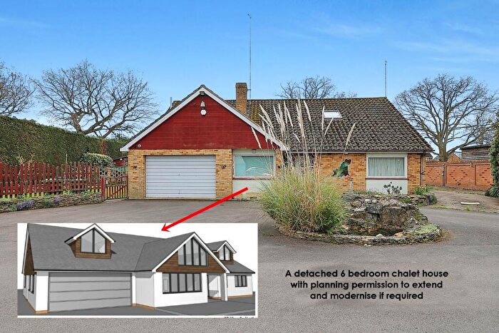 6 Bedroom Detached House For Sale In Tilehurst, Off The Highly Sought After Long Lane, RG31