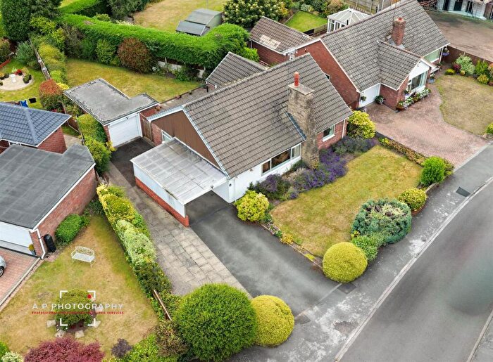 3 Bedroom Detached Bungalow For Sale In Gateway Avenue, Baldwins Gate, ST5