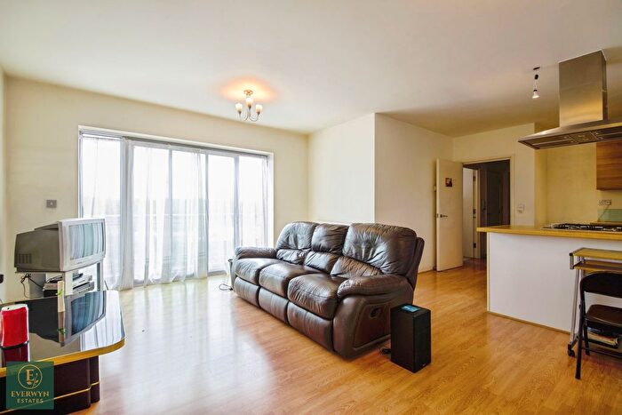 1 Bedroom Flat For Sale In Newham Way, London, E6