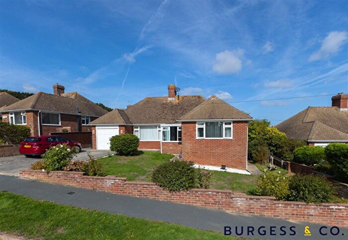 3 Bedroom Detached Bungalow For Sale In Meadow Way, Fairlight, TN35