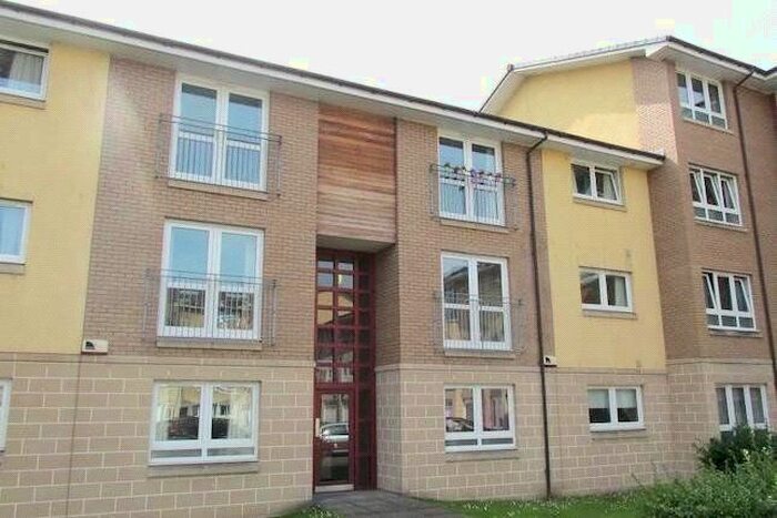 2 Bedroom Flat To Rent In Whitehill Court, Dennistoun, Glasgow, G31