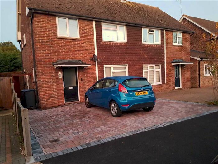 4 Bedroom Semi-Detached House To Rent In Crown Gardens, Canterbury, CT2