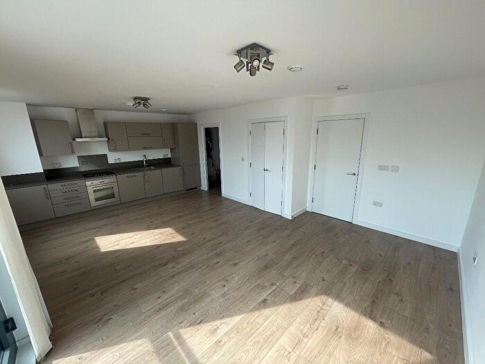 2 Bedroom Apartment To Rent In Verney Road, London, SE16