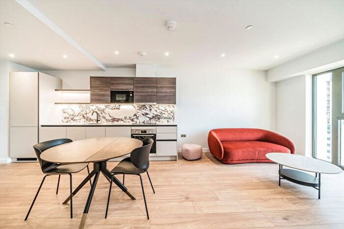 1 Bedroom Flat To Rent In Victoria Road, North Acton, W3