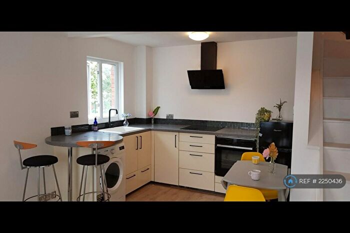 1 Bedroom Terraced House To Rent In William Booth Road, London, SE20