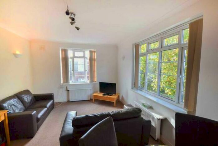 5 Bedroom Cottage To Rent In Kensington, Liverpool, Merseyside, L7