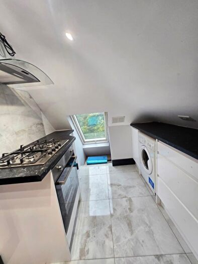 1 Bedroom Property To Rent In Victoria Court, Green Man Lane, Feltham, Middlesex, TW14