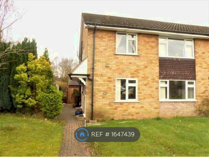 2 Bedroom Maisonette To Rent In Sara Close, Sutton Coldfield, B74