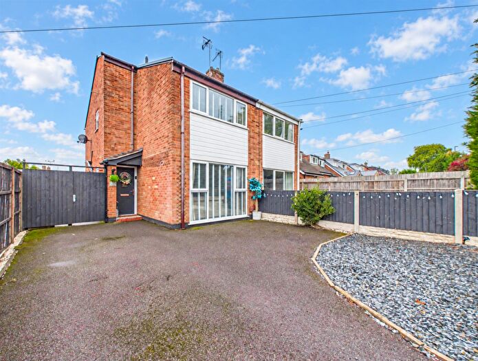 3 Bedroom Semi Detached House For Sale In Blenheim Drive, Allestree, Derby, DE22
