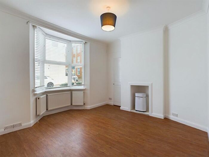 2 Bedroom Terraced House To Rent In St Leonards Road, BN2